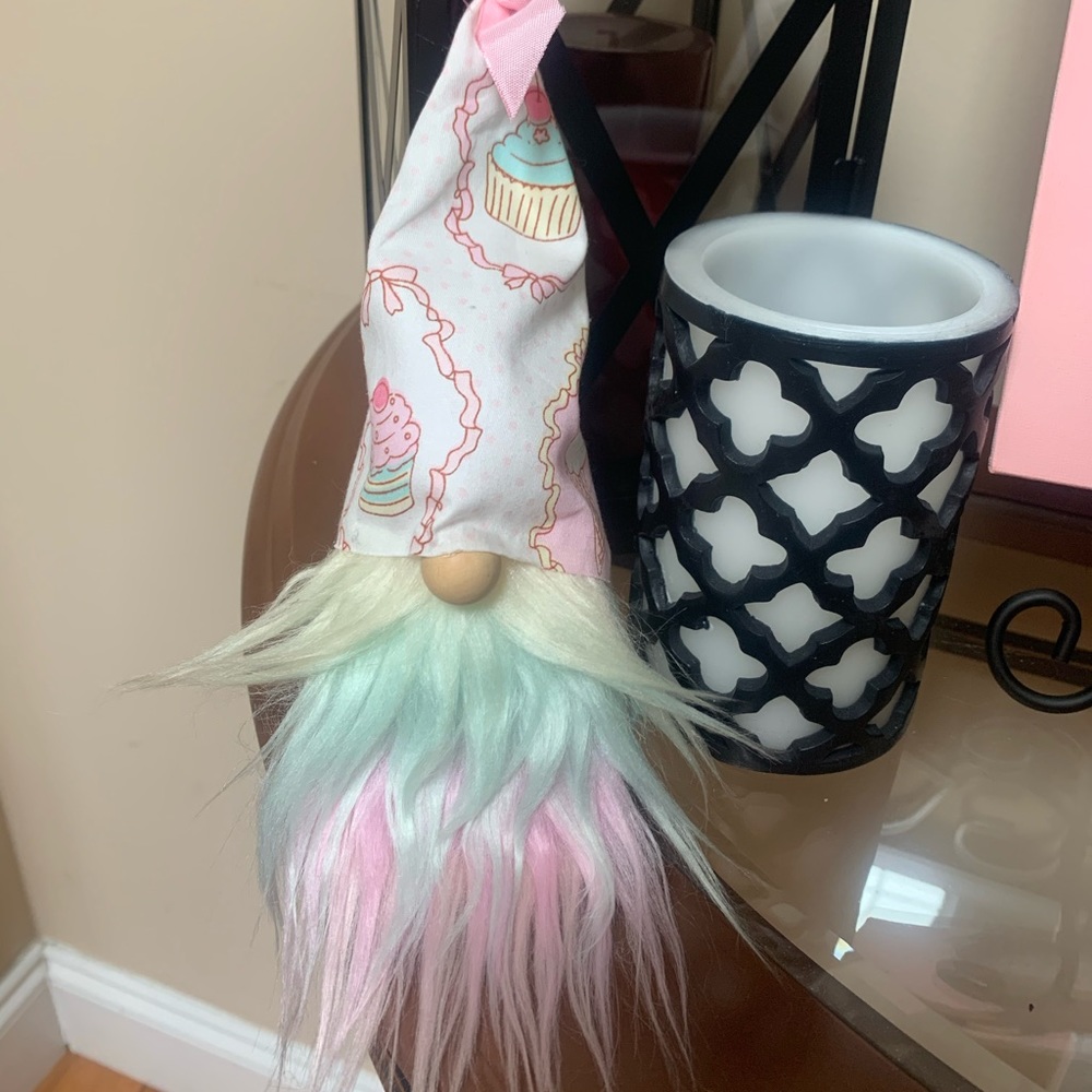 mini cupcake gnome